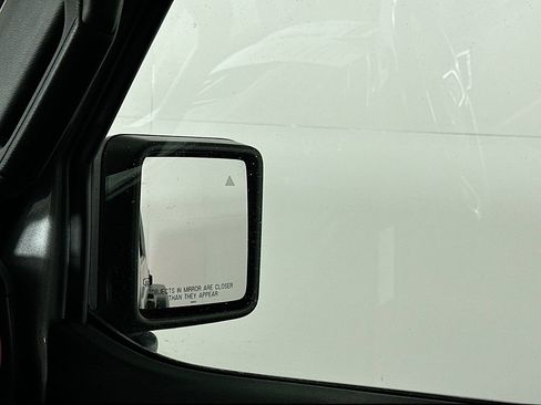 Certified 2021 Jeep Wrangler Unlimited Rubicon image 29