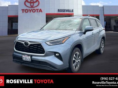 Used 2023 Toyota Highlander XLE