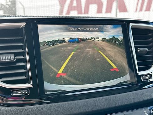 New 2027 Chrysler Pacifica LX FWD image 17