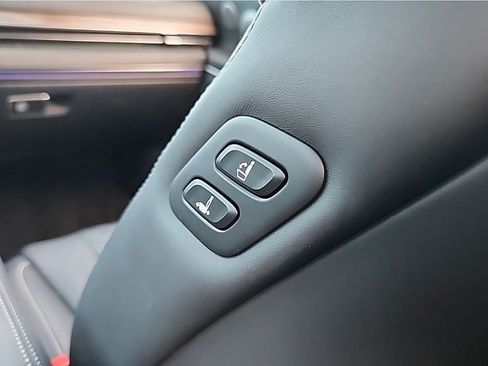 Used 2025 Genesis GV80 3.5T Prestige image 25