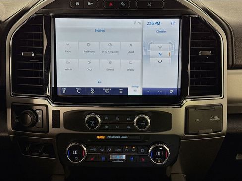 Used 2022 Ford F250 Lariat w/ Tremor Off-Road Package image 38