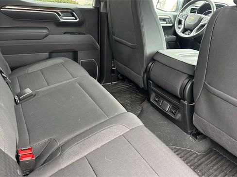 Used 2025 Chevrolet Silverado 1500 LT image 18