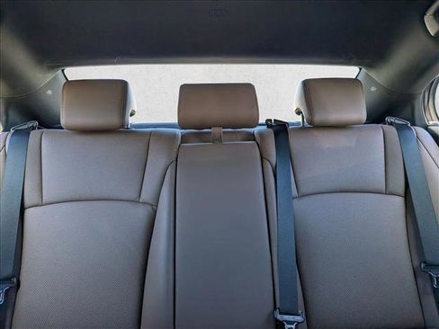 Used 2023 Lexus ES 300h w/ Premium Package image 16