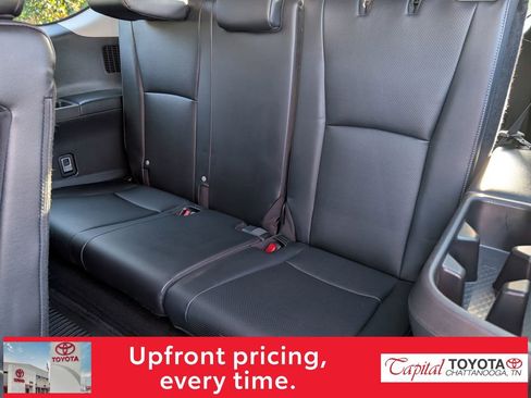 Used 2024 Toyota Grand Highlander Limited image 12