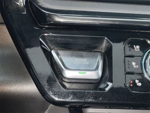 Used 2022 GMC Sierra 1500 AT4 w/ AT4 Preferred Package image 17