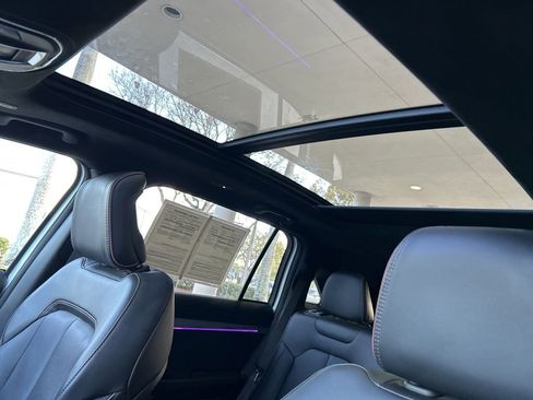 Used 2024 Jeep Wagoneer Launch Edition image 21