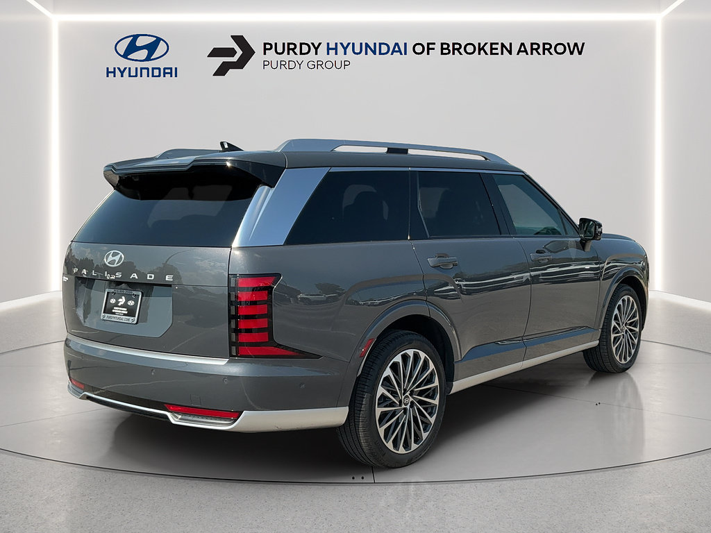 Certified 2026 Hyundai Palisade Calligraphy FWD image 3