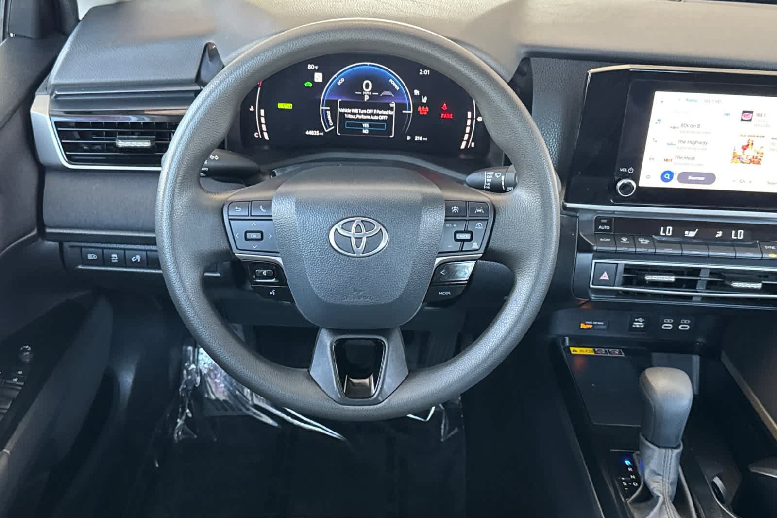 Used 2025 Toyota Camry LE FWD image 14