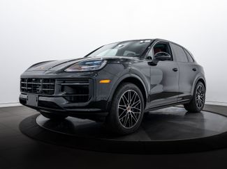 Certified 2025 Porsche Cayenne video 1