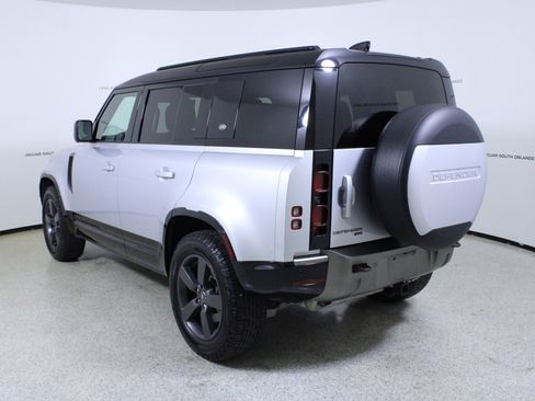 Used 2021 Land Rover Defender 110 X-Dynamic HSE image 5