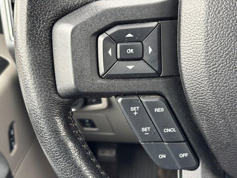 Used 2016 Ford F150 XLT w/ Equipment Group 302A Luxury image 19