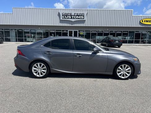 Used 2015 Lexus IS 250 image 2