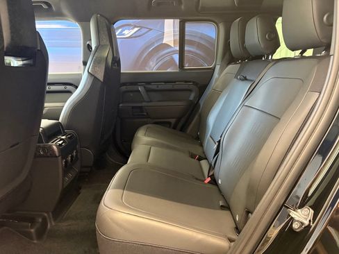 New 2026 Land Rover Defender 110 AWD/4WD image 15