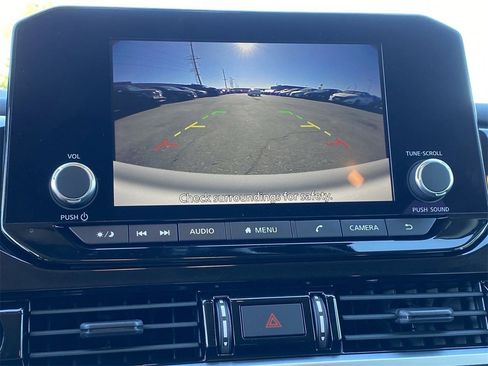 New 2025 Nissan Pathfinder SV image 25