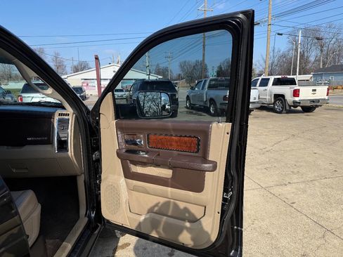 Used 2011 RAM 1500 Laramie image 13