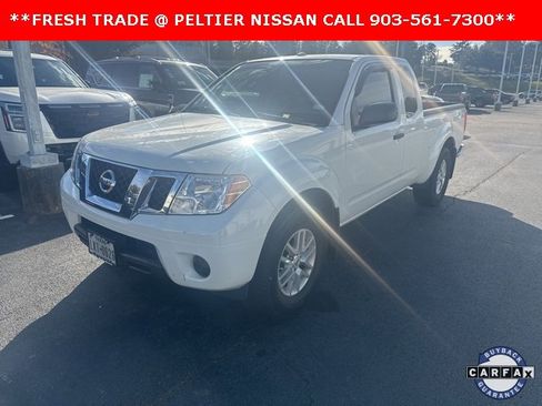 Certified 2017 Nissan Frontier SV image 4