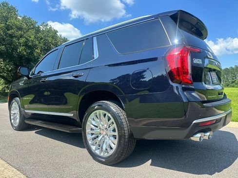 Used 2023 GMC Yukon Denali w/ LPO, Floor Liner Package RWD image 7