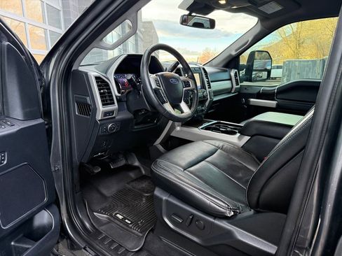 Used 2020 Ford F350 Lariat image 31