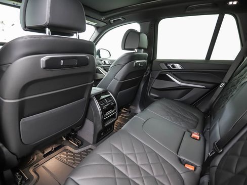 New 2026 BMW X5 xDrive50e w/ M Sport Package image 22