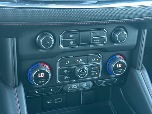 Used 2022 Chevrolet Tahoe RST w/ Luxury Package image 21