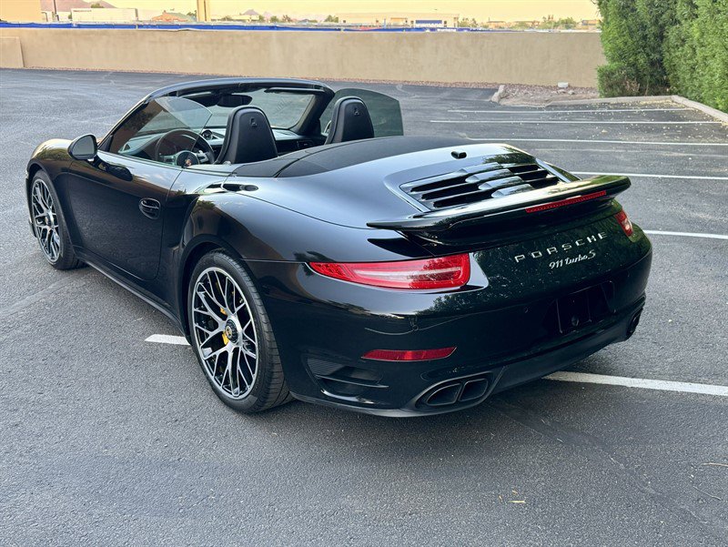 Used 2015 Porsche 911 Turbo S w/ High-end Infotainment Package AWD/4WD image 14