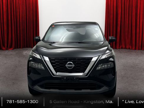 Used 2022 Nissan Rogue S image 2