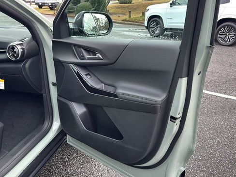 New 2026 Chevrolet Equinox LT w/ Convenience Package II image 12