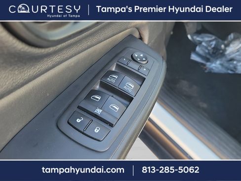 Used 2021 Jeep Cherokee Trailhawk w/ Comfort/Convenience Group image 20