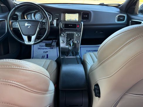 Used 2015 Volvo S60 T5 Premier image 8