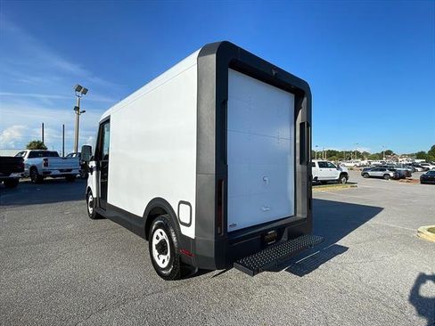 Used 2024 Chevrolet Brightdrop 400 image 5