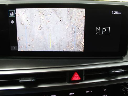 New 2026 Kia Sorento LX FWD image 43