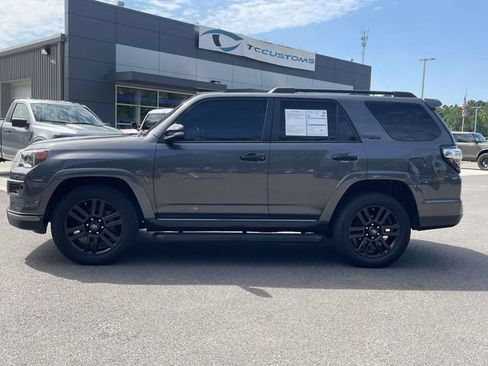 Used 2021 Toyota 4Runner Nightshade AWD/4WD image 29