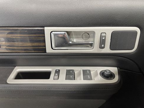 Used 2008 Lincoln MKX AWD image 27