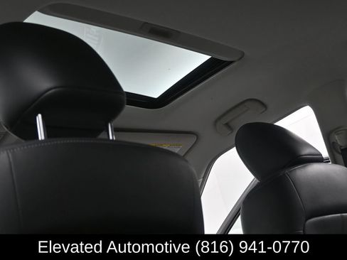 Used 2018 INFINITI QX80 4WD w/ Driver Assistance Package image 27