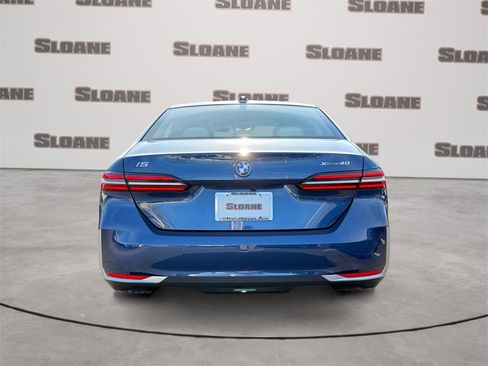 Certified 2026 BMW i5 eDrive40 image 4