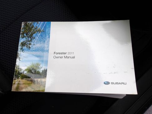 Used 2011 Subaru Forester 2.5X Premium w/ All-Weather Pkg image 24