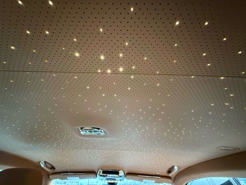 Used 2015 Rolls-Royce Wraith image 55