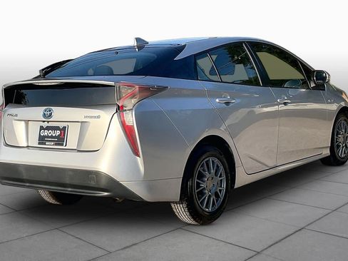 Used 2016 Toyota Prius Two FWD image 13
