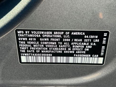 Used 2016 Volkswagen Passat 1.8T SE FWD image 26