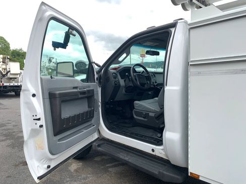 Used 2016 Ford F350 XL AWD/4WD image 8