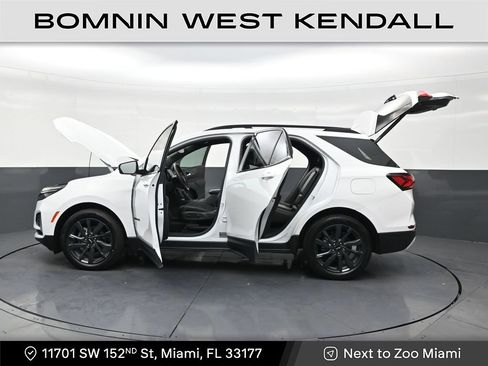 Used 2023 Chevrolet Equinox RS image 31