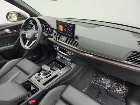 Used 2023 Audi Q5 2.0T Premium Plus w/ Premium Plus Package AWD/4WD image 37