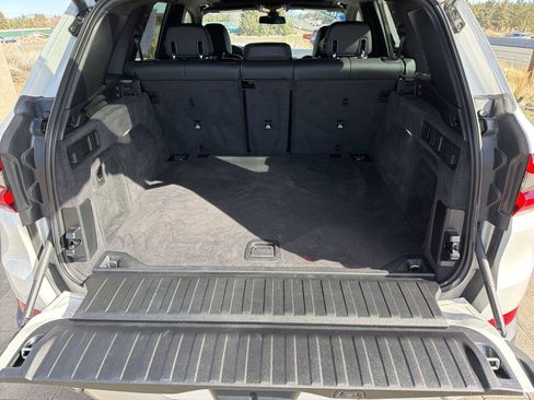 Used 2021 BMW X5 xDrive40i w/ Convenience Package image 32