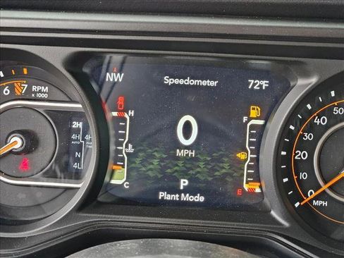 New 2025 Jeep Gladiator Mojave image 11