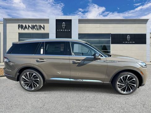 New 2026 Lincoln Aviator Reserve AWD/4WD image 8