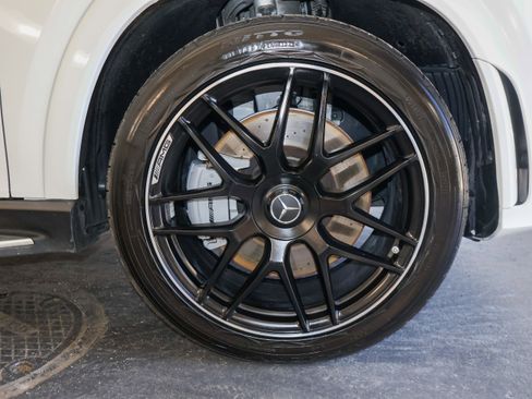 Used 2021 Mercedes-Benz GLE 53 AMG AMG GLE 53 image 41