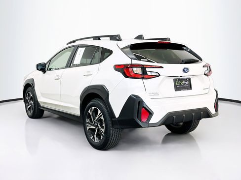 Used 2024 Subaru Crosstrek 2.0i Premium image 5