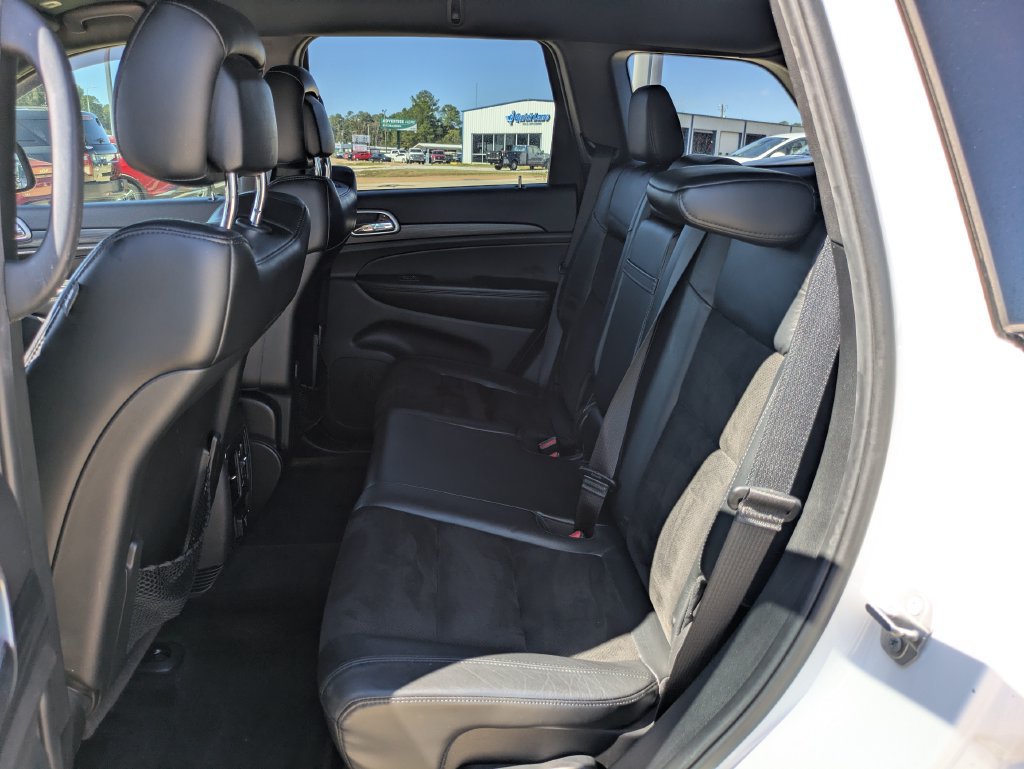 Used 2019 Jeep Grand Cherokee Altitude RWD image 7