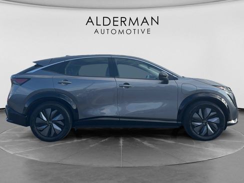 Used 2023 Nissan Ariya FWD image 6