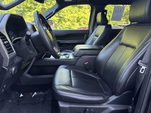 Used 2021 Ford Expedition XLT AWD/4WD image 5